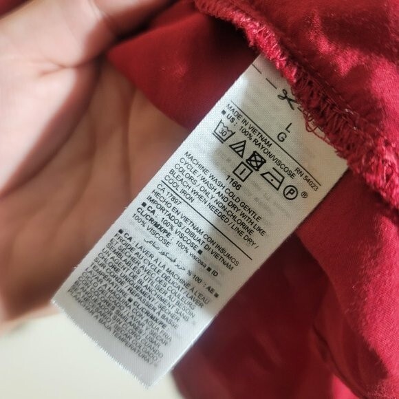 Old Navy Women's Half Button Down Long Sleeve Red Burgundy Blouse Top sz L GUC - Picture 5 of 6